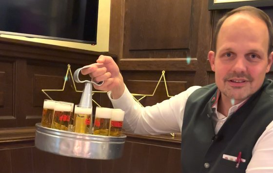 Bild Chef vum Deens ...