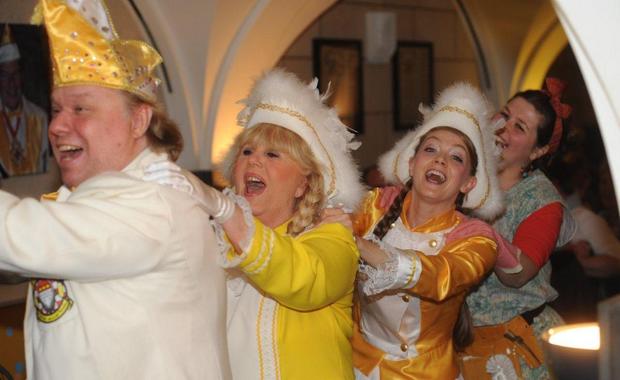Bild Mord im Karneval Kappes